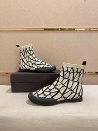 Picture of Valentino Shoes Men _SKUfw142018752fw